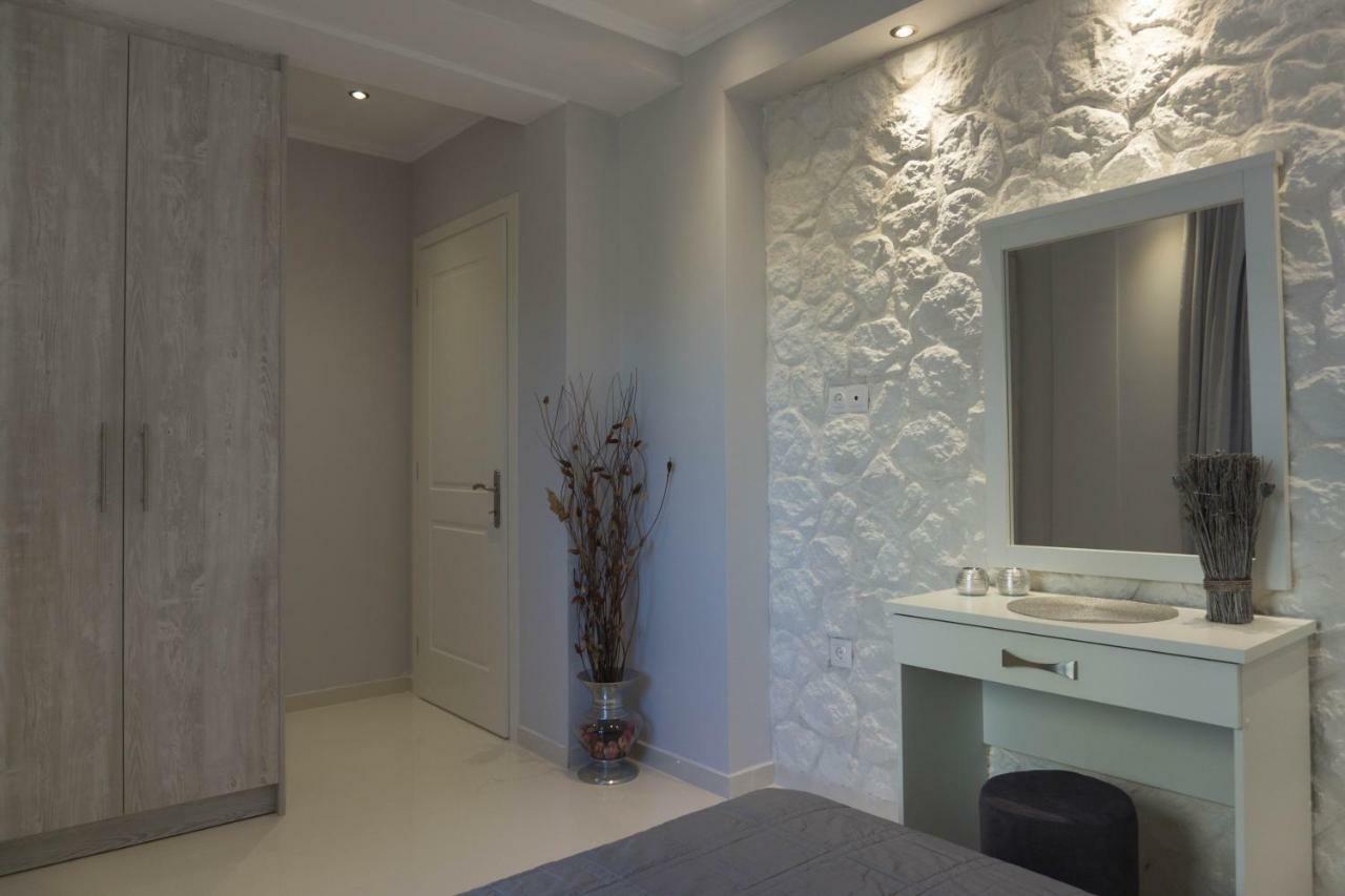 Sunshine Home 3 With Sea View Alepou Exterior photo